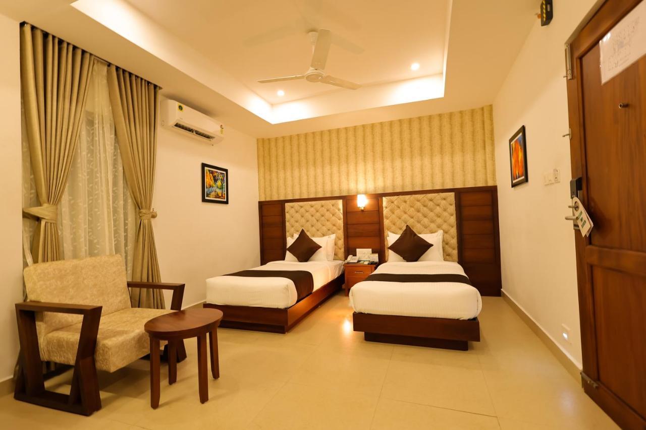 Dev Residency Hotel Thiruvananthapuram Exterior foto