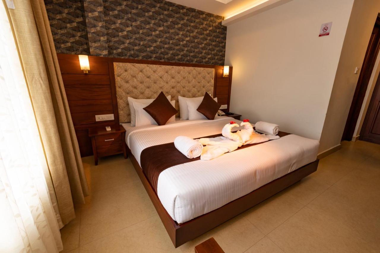 Dev Residency Hotel Thiruvananthapuram Exterior foto